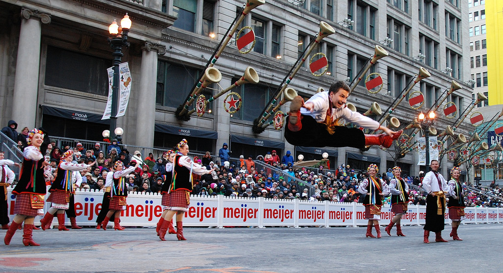 The Hromovytsia Ukranian Dance Ensemble at the Chicago Thanksgiving Parade